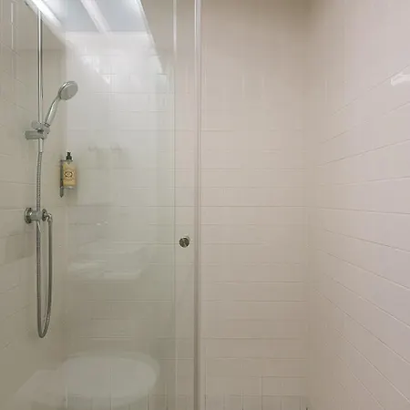 Guestready - Picaria Living Quarters